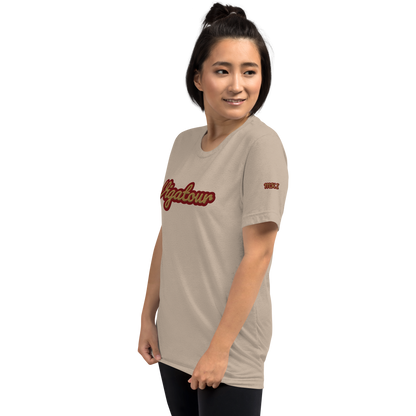 Woman wearing La Vee in Tan Triblend, three-quarter view. Vigatour Mark I